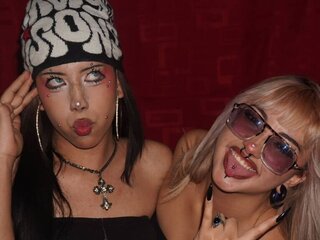 Webcam Snapshot for BlueAndAgatha