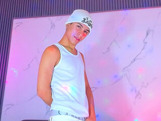 Webcam Snapshot for Trio_twink_hot